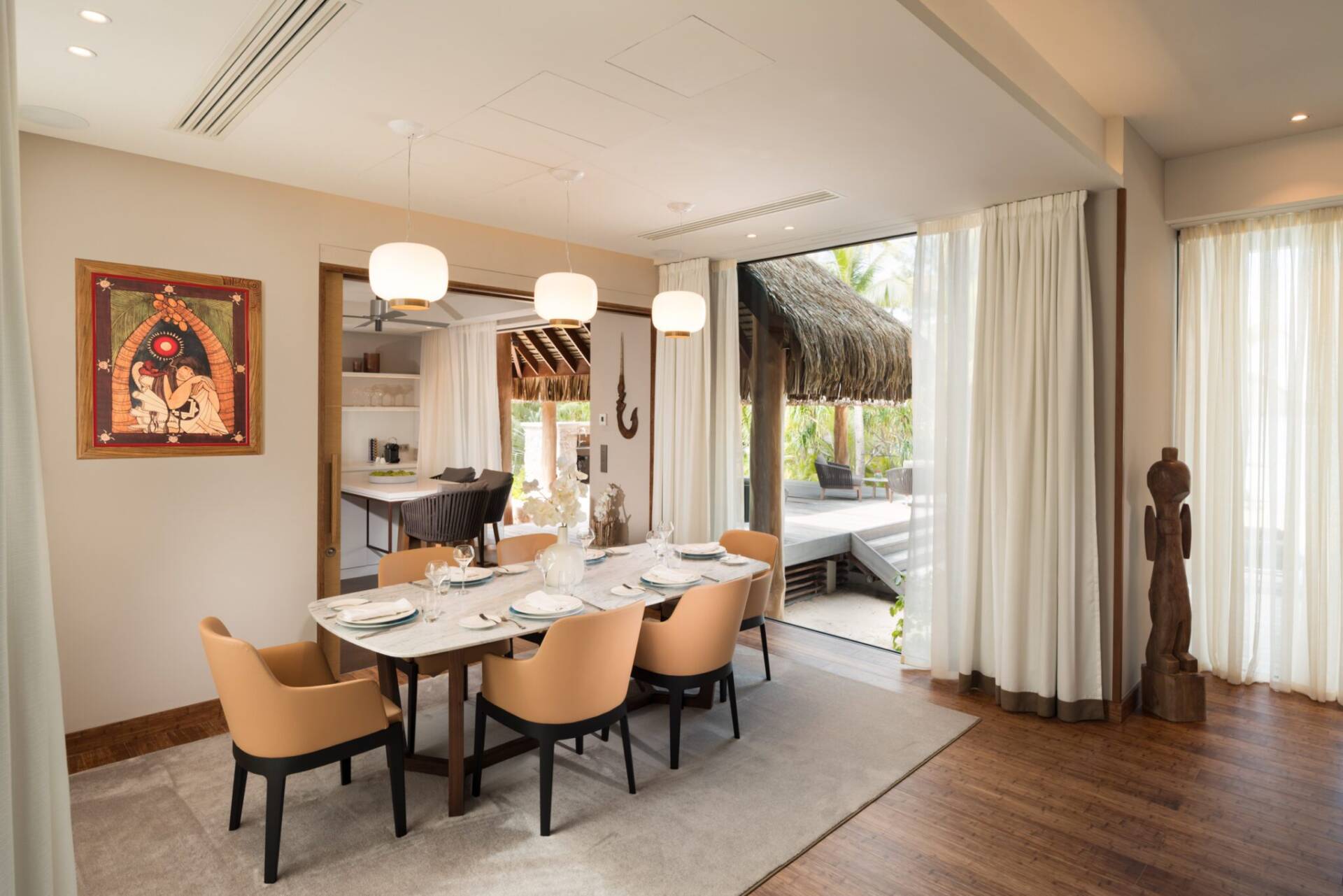 Dining-Area-2048x1366
